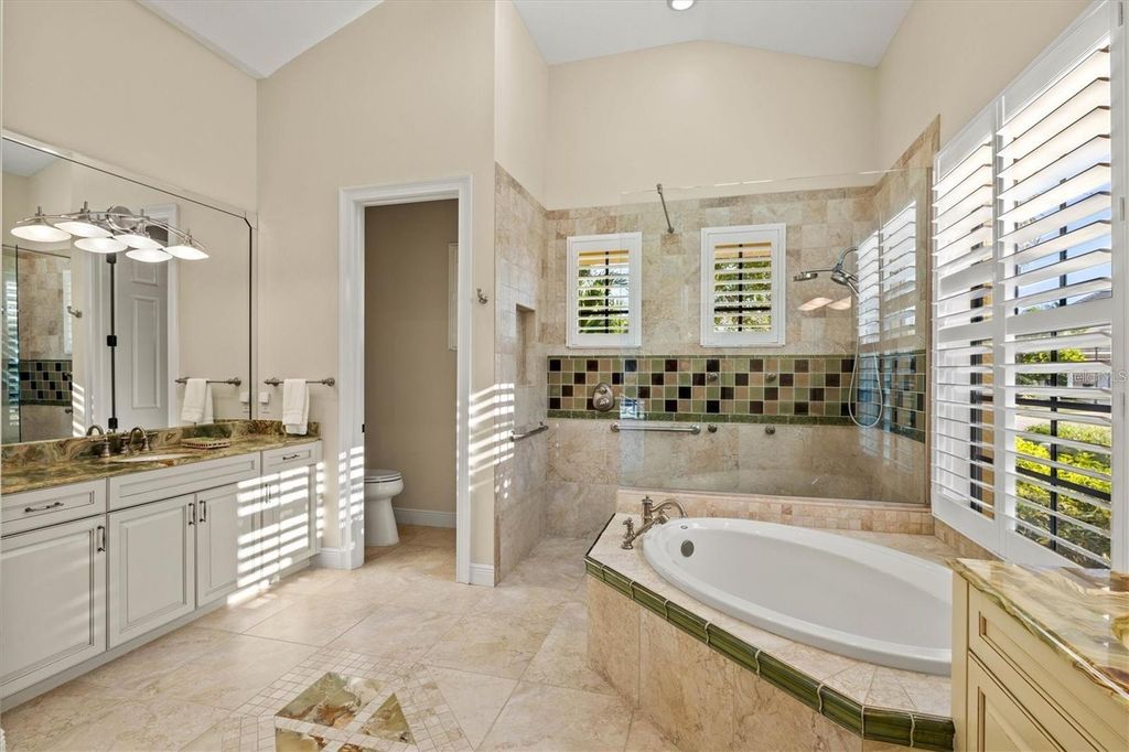 Image 31 of property listing at 540 FORE DRIVE, Bradenton, FL 34208