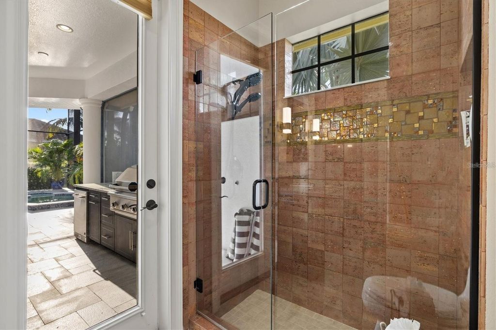 Image 41 of property listing at 540 FORE DRIVE, Bradenton, FL 34208