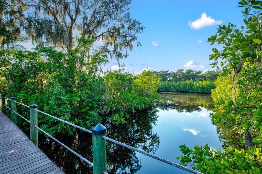 Image 84 of property listing at 540 FORE DRIVE, Bradenton, FL 34208