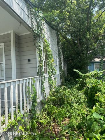 7353 BUFFALO Avenue, Jacksonville, FL 32208