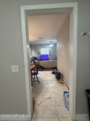 7353 BUFFALO Avenue, Jacksonville, FL 32208