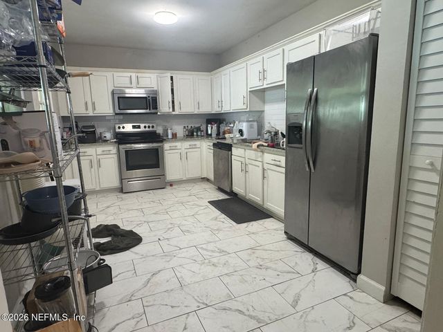 7353 BUFFALO Avenue, Jacksonville, FL 32208