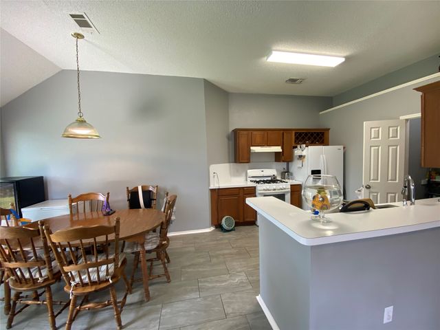 8410 Holland Avenue, Rowlett, TX 75089