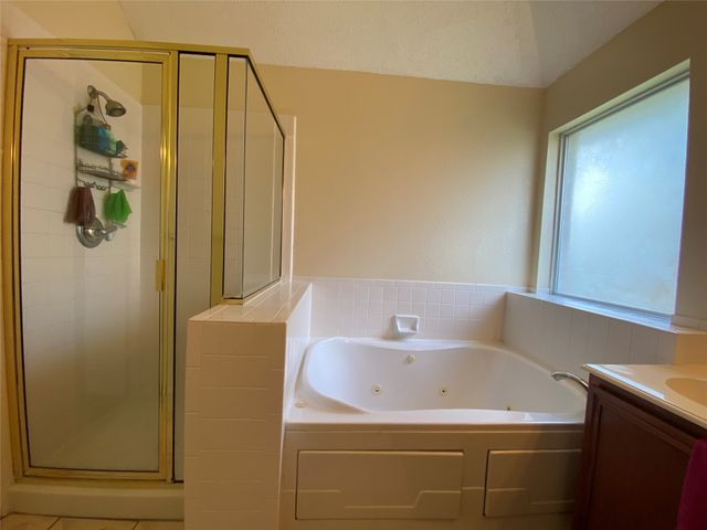 8410 Holland Avenue, Rowlett, TX 75089