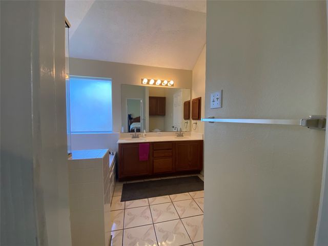 8410 Holland Avenue, Rowlett, TX 75089