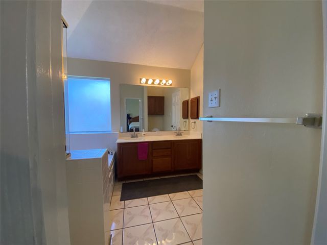 8410 Holland Avenue, Rowlett, TX 75089