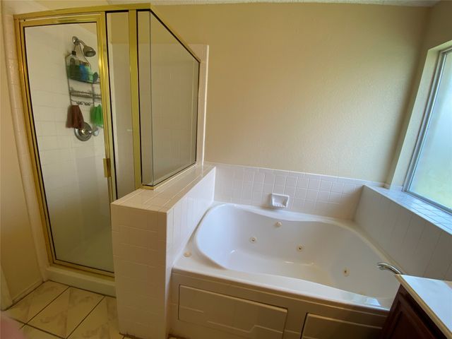 8410 Holland Avenue, Rowlett, TX 75089