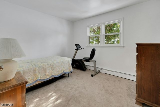 33 Shongum Rd, Randolph Twp., NJ 07869