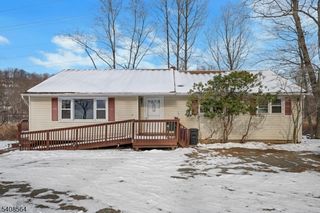 33 Shongum Rd, Randolph Twp., NJ 07869