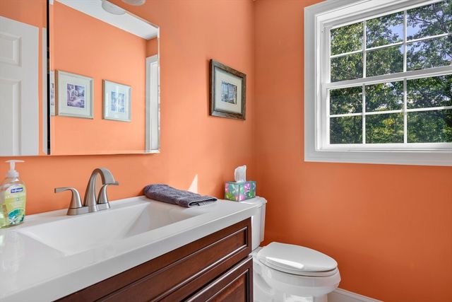 28 Riverview 28, Methuen, MA 01844