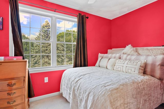 28 Riverview 28, Methuen, MA 01844