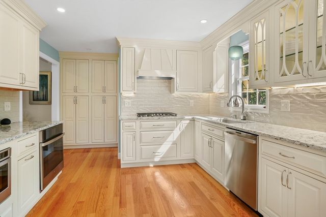 28 Riverview 28, Methuen, MA 01844