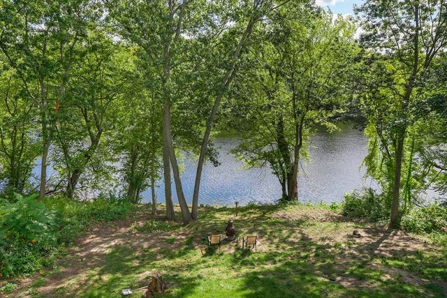 28 Riverview 28, Methuen, MA 01844