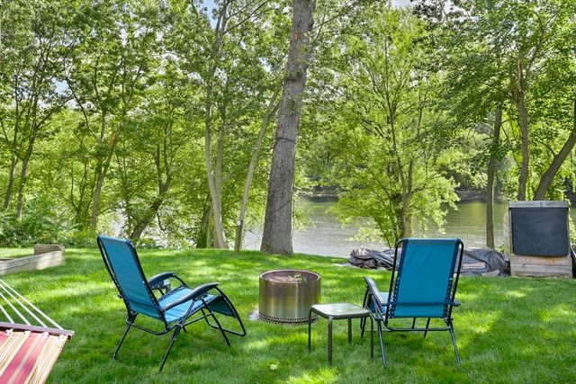 28 Riverview 28, Methuen, MA 01844