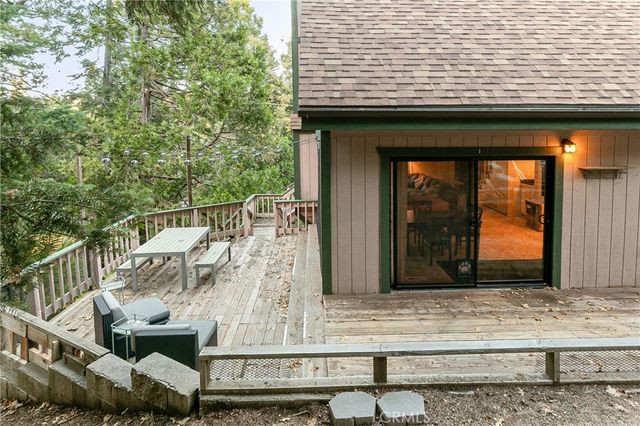 117 A, Lake Arrowhead, CA 92352