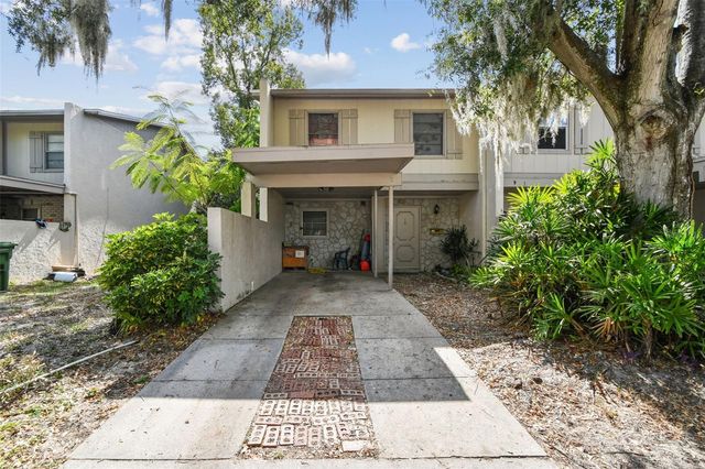 5264 TENNIS COURT CIRCLE 5, Tampa, FL 33617