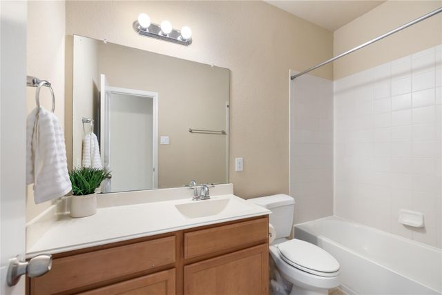 14018 Merganser Drive, Houston, TX 77047