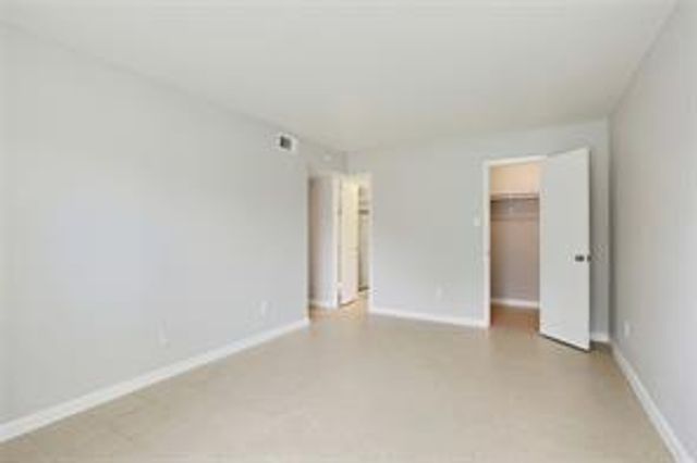 3300 Pebblebrook Drive 97, Seabrook, TX 77586