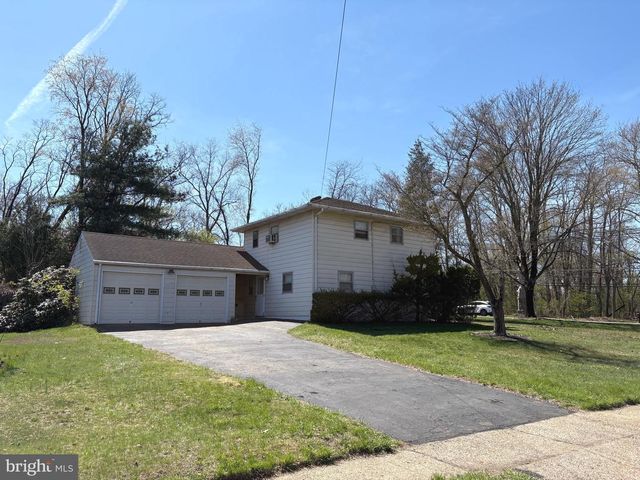 146 EWINGVILLE RD, Ewing, NJ 08638