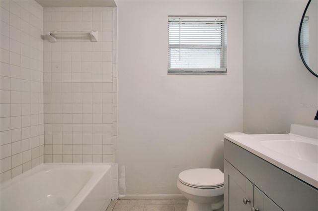 2287 AVENUE G NW Unit B, Winter Haven, FL 33880