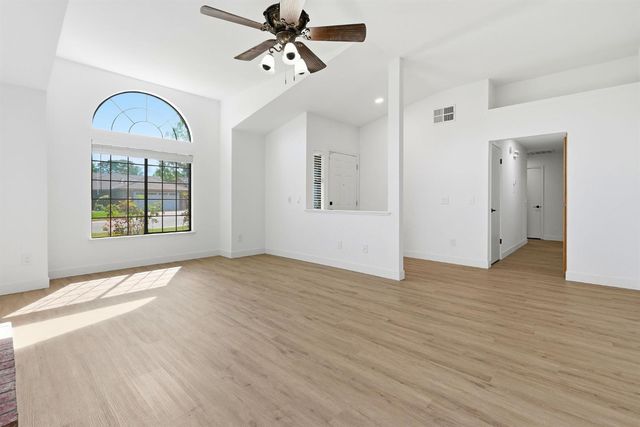 8221 Clarion Cir, Antelope, CA 95843