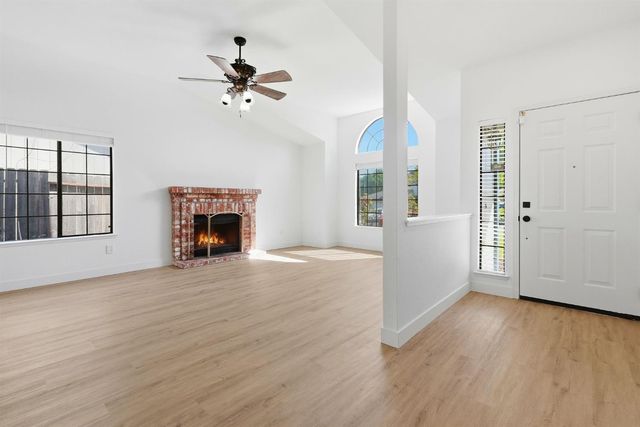 8221 Clarion Cir, Antelope, CA 95843