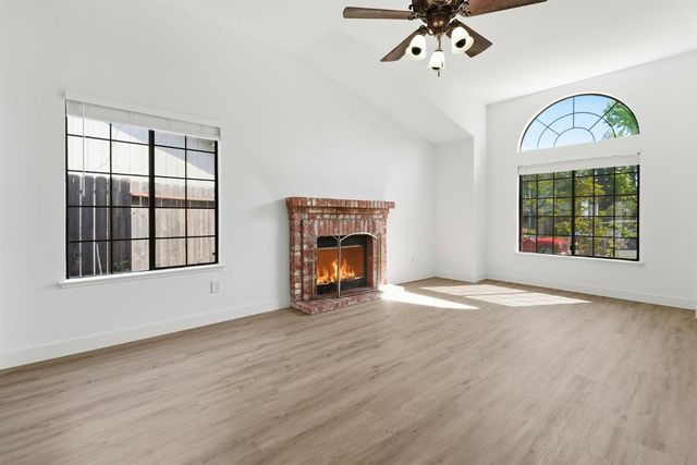 8221 Clarion Cir, Antelope, CA 95843