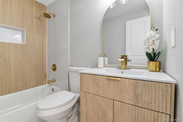 6816 Miller St, Arvada, CO 80004