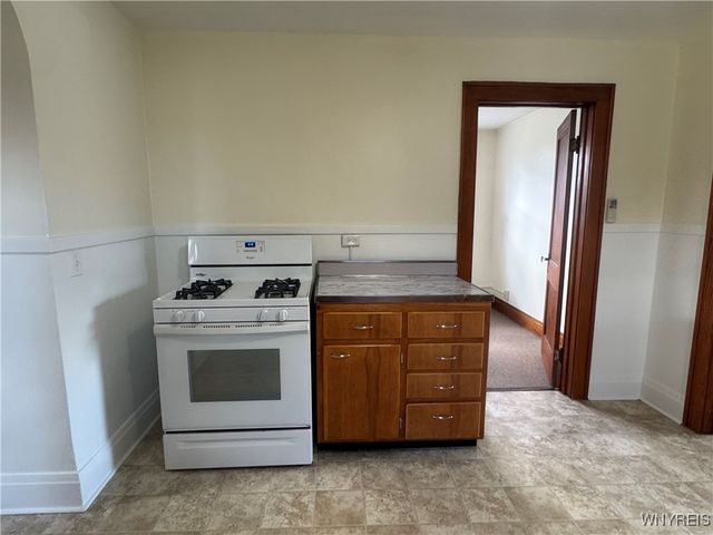 5 Liberty Street, Lancaster, NY 14043