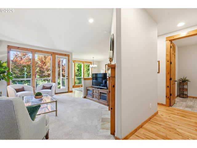 12800 Ne SALMON CREEK Ave 115, Vancouver, WA 98686