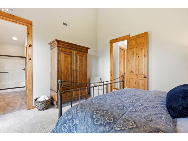 12800 Ne SALMON CREEK Ave 115, Vancouver, WA 98686