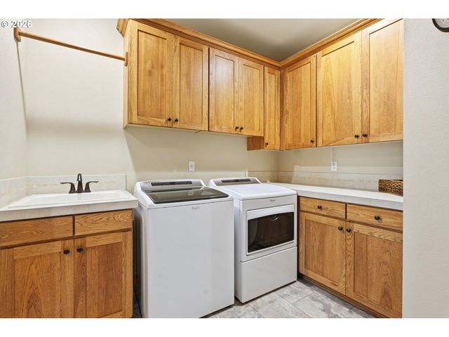12800 Ne SALMON CREEK Ave 115, Vancouver, WA 98686
