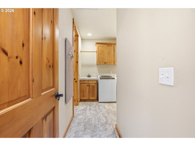 12800 Ne SALMON CREEK Ave 115, Vancouver, WA 98686