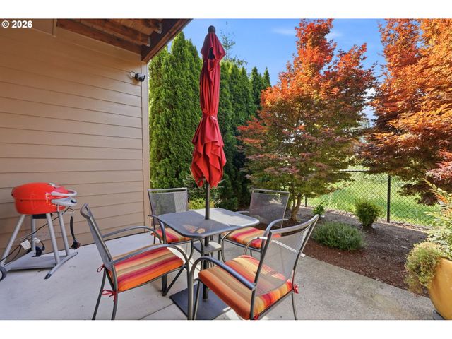 12800 Ne SALMON CREEK Ave 115, Vancouver, WA 98686