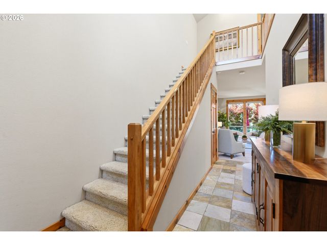 12800 Ne SALMON CREEK Ave 115, Vancouver, WA 98686