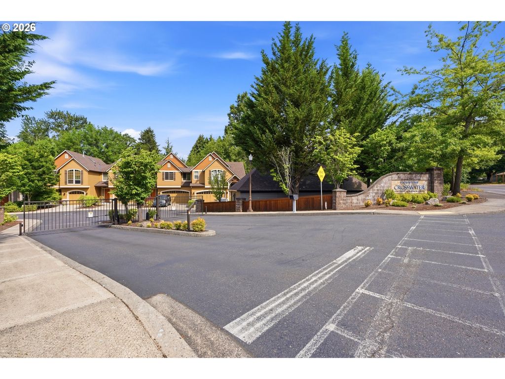 12800 Ne SALMON CREEK Ave 115, Vancouver, WA 98686