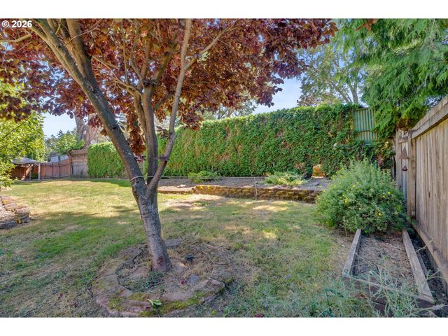1725 Se REGNER Rd, Gresham, OR 97080