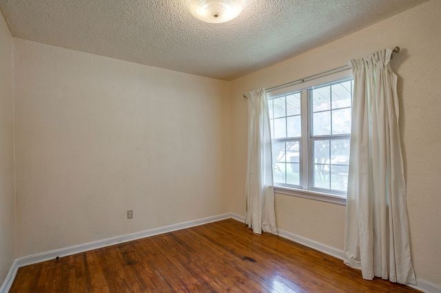 5711 Margewood Drive, Dallas, TX 75236