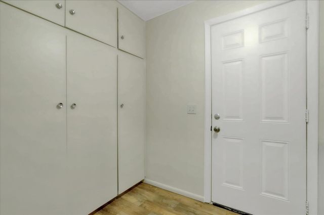 12534 Nottingham Ln, Grass Valley, CA 95949