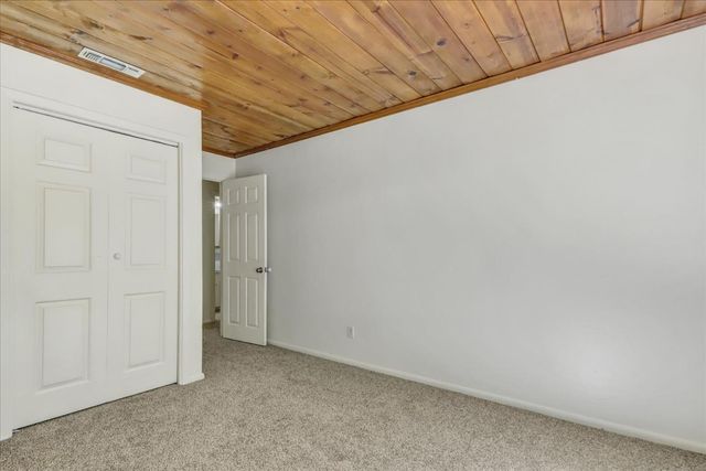 12534 Nottingham Ln, Grass Valley, CA 95949