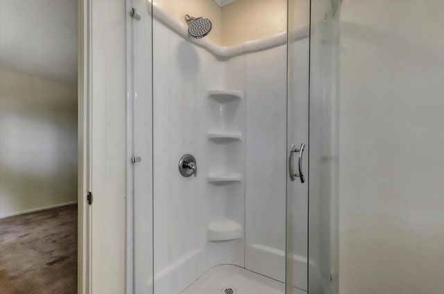 12534 Nottingham Ln, Grass Valley, CA 95949