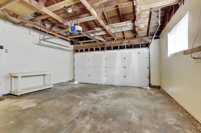 12534 Nottingham Ln, Grass Valley, CA 95949