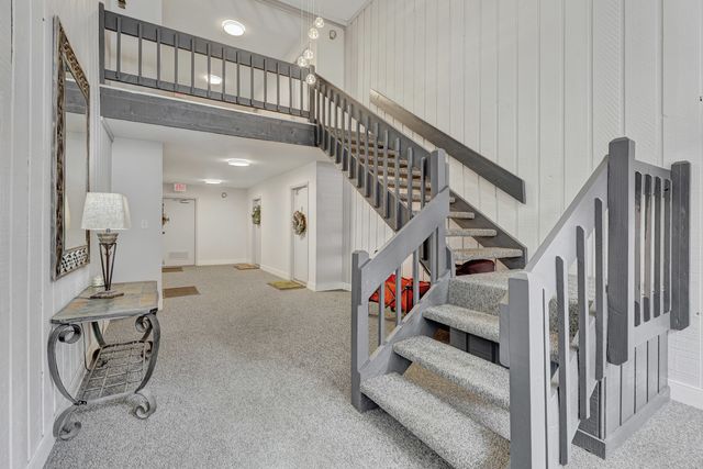 740 Saint Andrews Lane 38, Crystal Lake, IL 60014