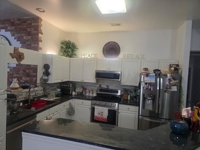 2062 Peach Tree Lane, Algonquin, IL 60102