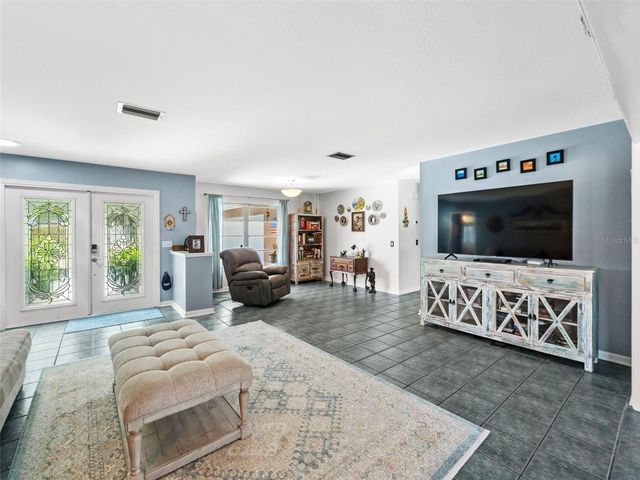 1260 LAKESIDE DRIVE, Venice, FL 34293
