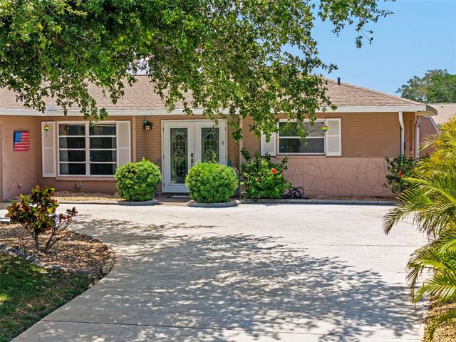 1260 LAKESIDE DRIVE, Venice, FL 34293