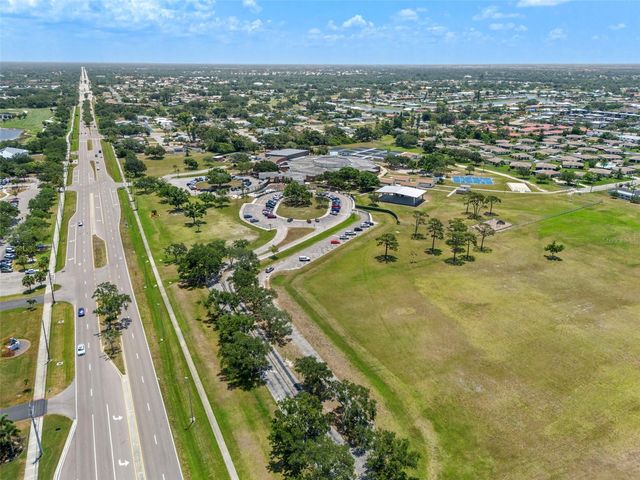 1260 LAKESIDE DRIVE, Venice, FL 34293