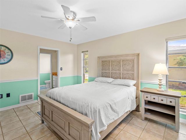 1260 LAKESIDE DRIVE, Venice, FL 34293