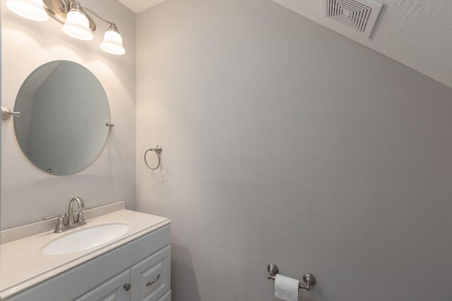 6815 Kingwood Glen Drive, Humble, TX 77346