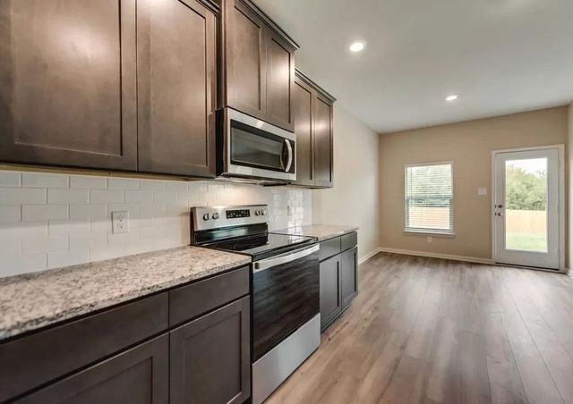 296 Wandering Stream Way, Princeton, TX 75407